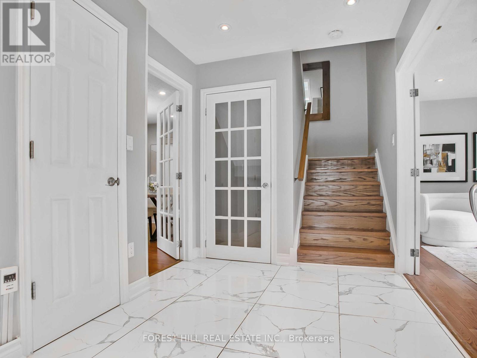 243 Hollyberry Trail, Toronto, Ontario  M2H 2P3 - Photo 32 - C12189100