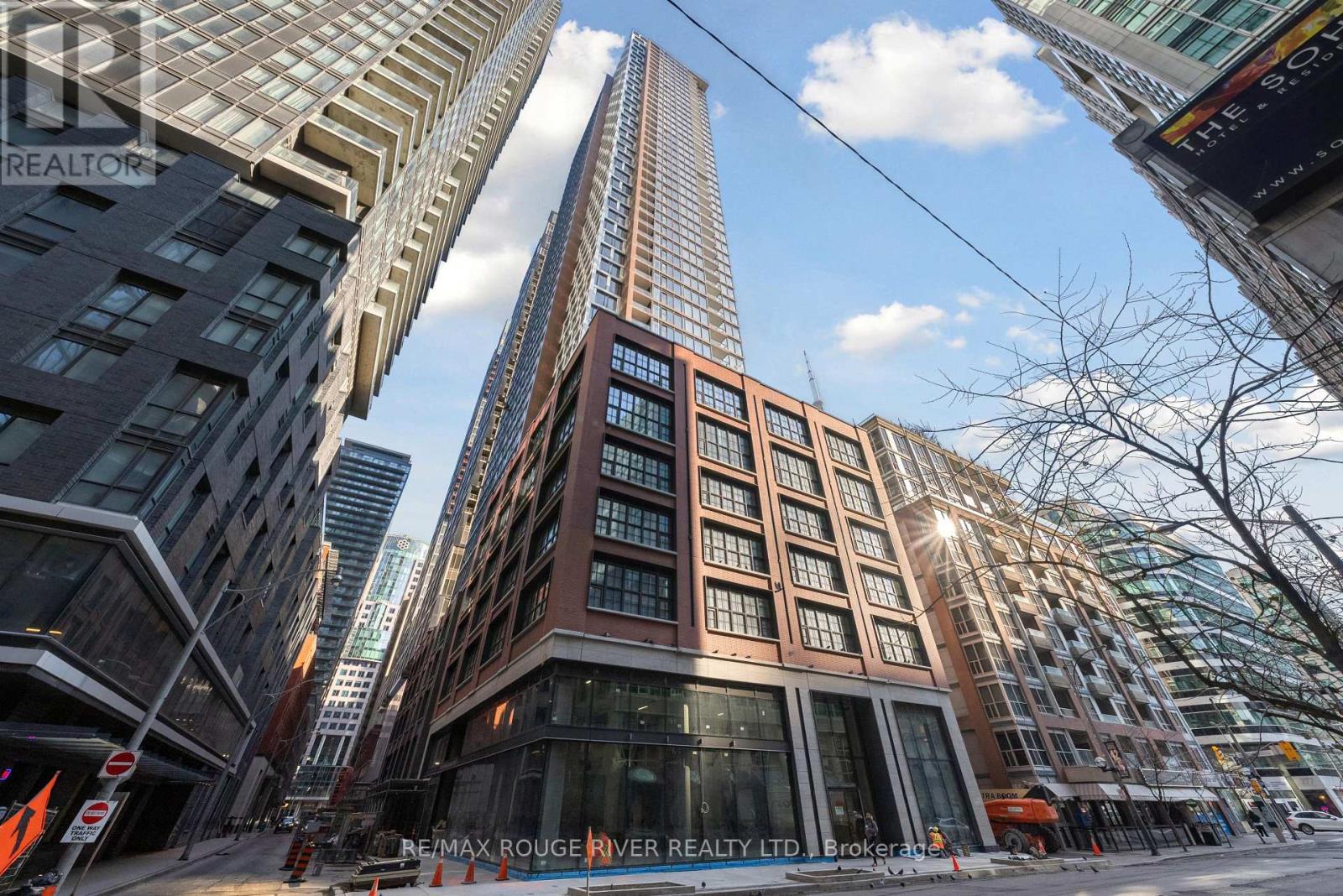 301 - 15 Mercer Street, Toronto, Ontario  M5V 1H2 - Photo 2 - C12189126