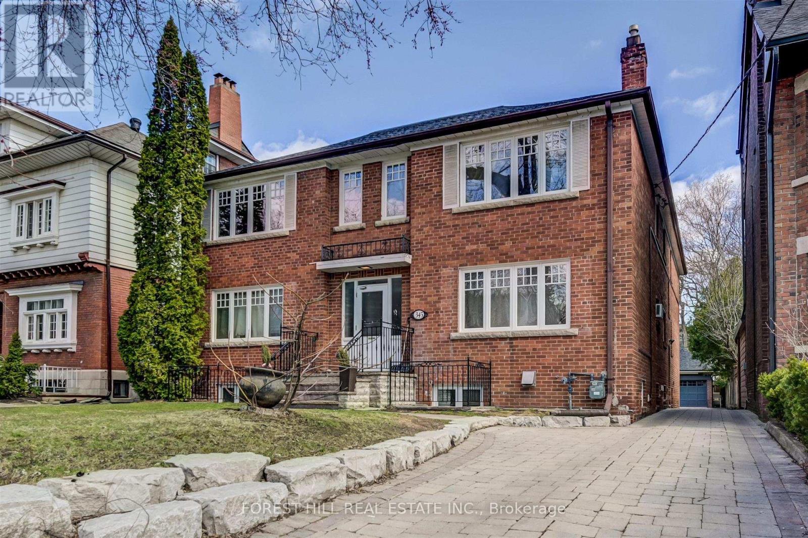 B - 345 WALMER ROAD, toronto (casa loma), Ontario
