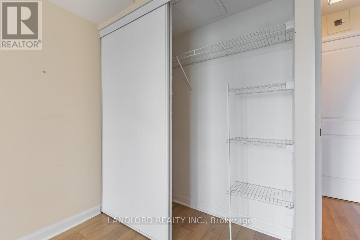 318 - 1 Michael Power Place, Toronto, Ontario  M9A 0A1 - Photo 16 - W12188935