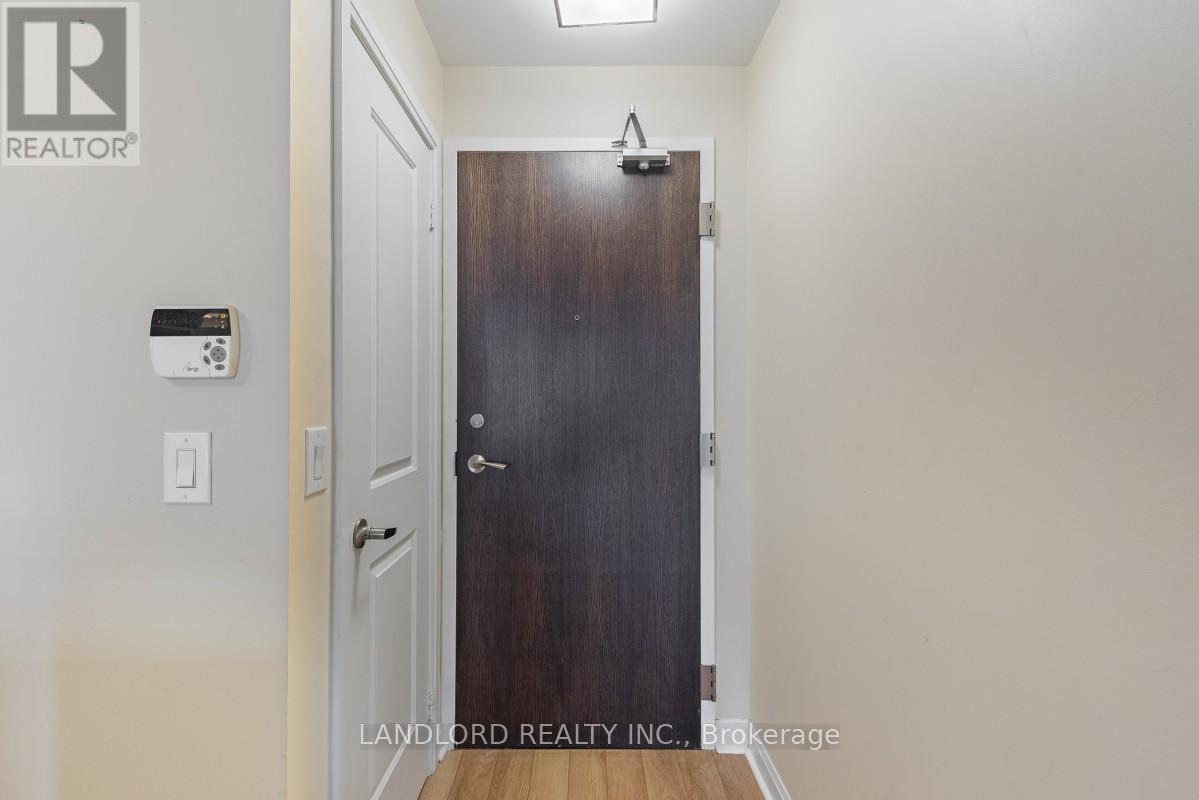 318 - 1 Michael Power Place, Toronto, Ontario  M9A 0A1 - Photo 3 - W12188935