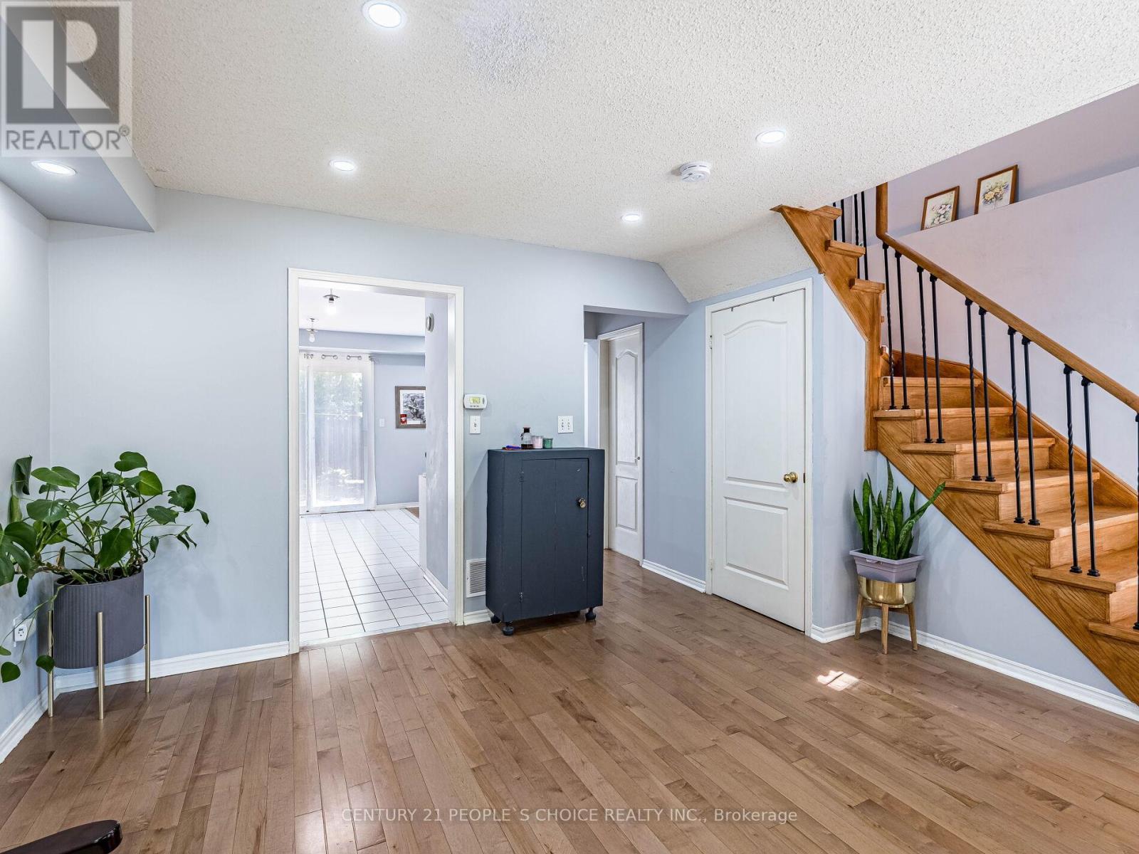 175 Fernforest Drive, Brampton, Ontario  L6R 1L7 - Photo 17 - W12188975