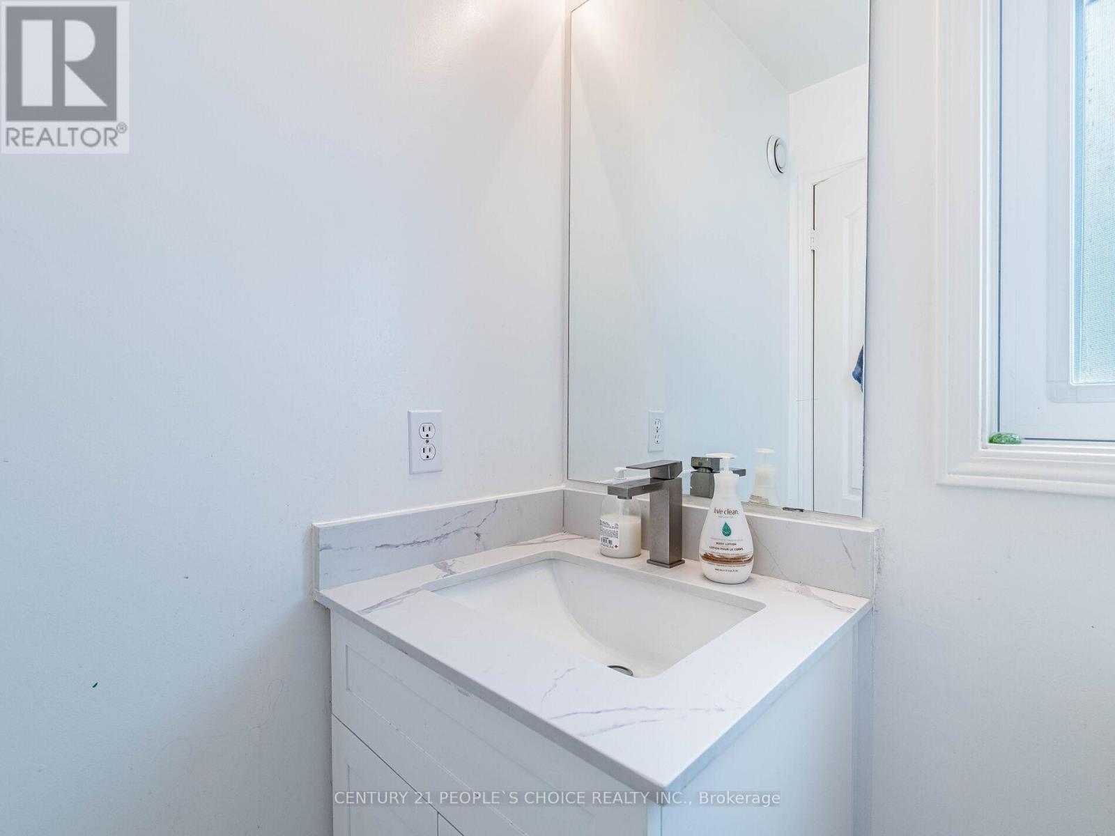 175 Fernforest Drive, Brampton, Ontario  L6R 1L7 - Photo 28 - W12188975