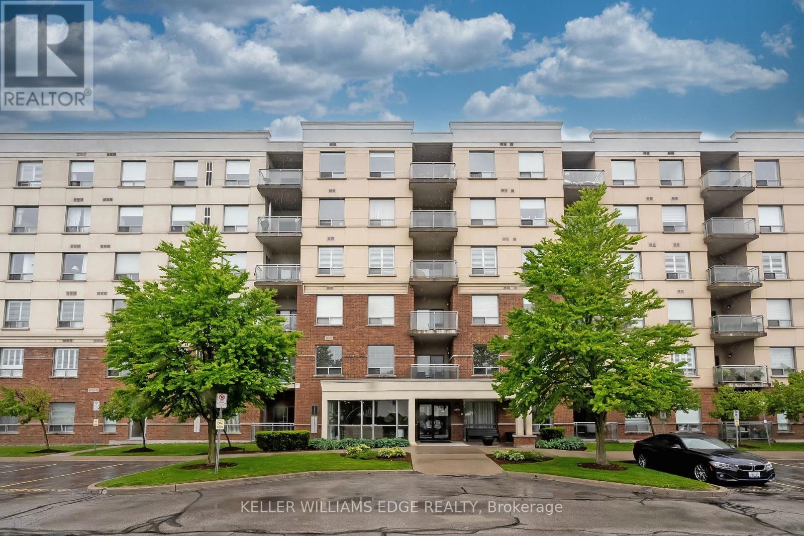 107 - 5070 Fairview Street, Burlington, Ontario  L7L 0B8 - Photo 1 - W12189007