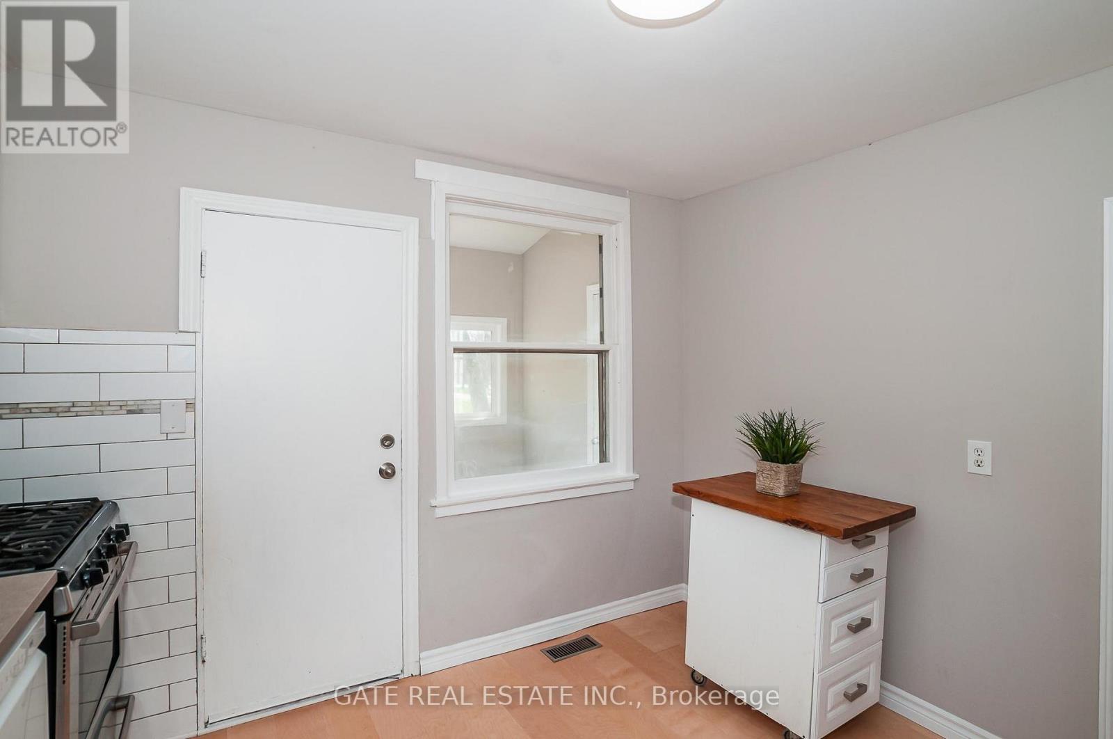 1 Mcintosh Street, Toronto, Ontario  M1N 3Y3 - Photo 11 - E12189057