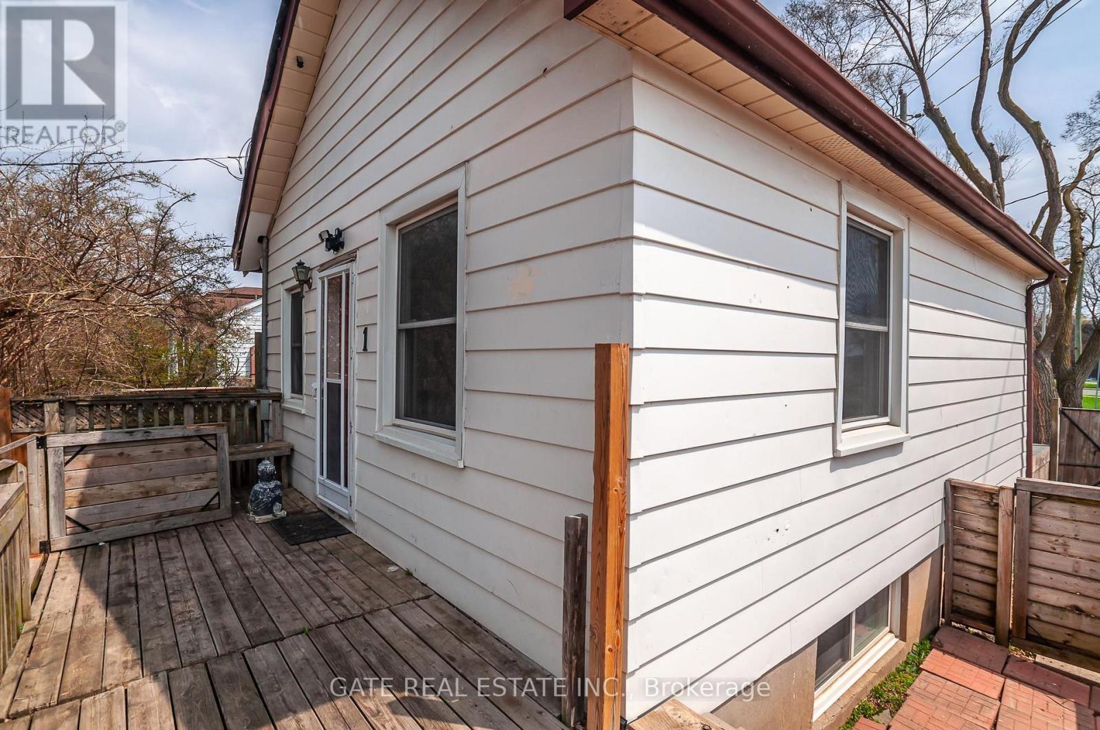 1 Mcintosh Street, Toronto, Ontario  M1N 3Y3 - Photo 3 - E12189057