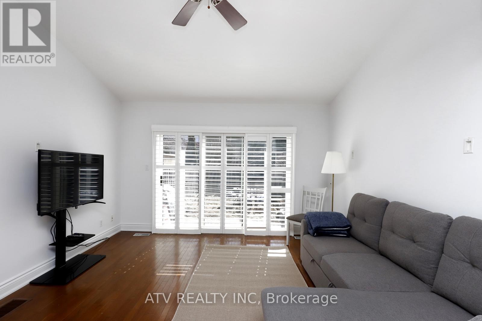 2523 Gerrard Street E, Toronto, Ontario  M1N 1W9 - Photo 11 - E12189064