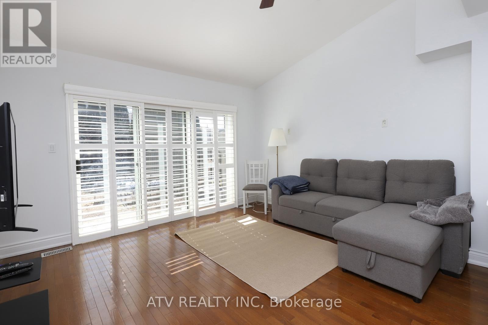 2523 Gerrard Street E, Toronto, Ontario  M1N 1W9 - Photo 12 - E12189064