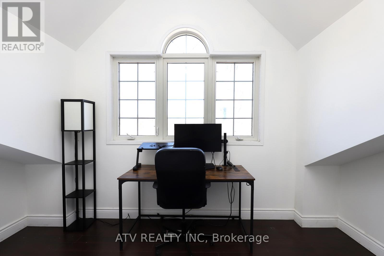 2523 Gerrard Street E, Toronto (East End-Danforth), Ontario  M1N 1W9 - Photo 21 - E12189064