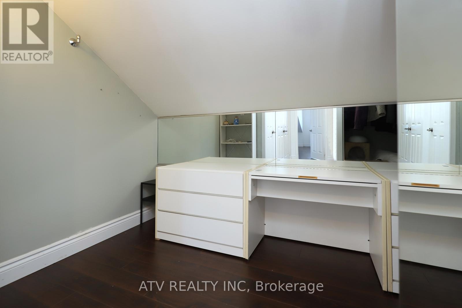 2523 Gerrard Street E, Toronto, Ontario  M1N 1W9 - Photo 23 - E12189064