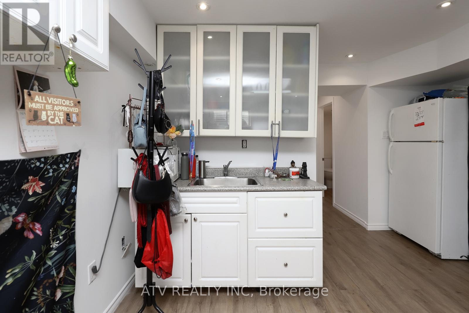 2523 Gerrard Street E, Toronto, Ontario  M1N 1W9 - Photo 28 - E12189064