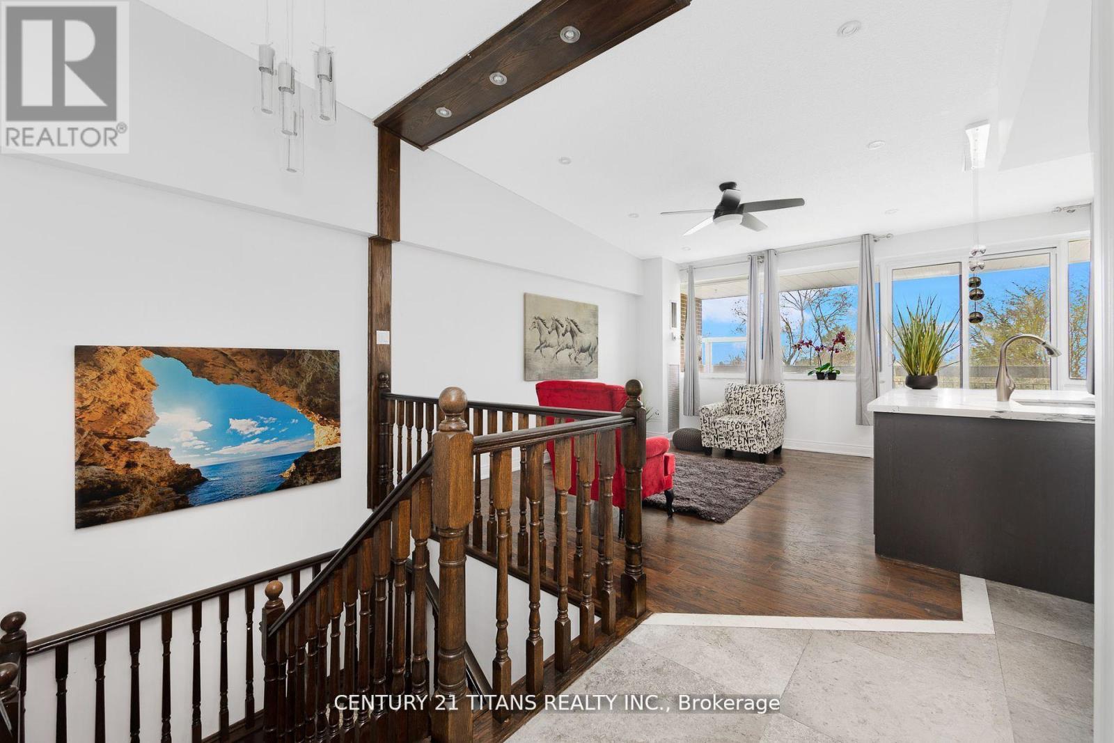 501 - 4064 Lawrence Avenue E, Toronto (West Hill), Ontario  M1E 4V6 - Photo 2 - E12189083