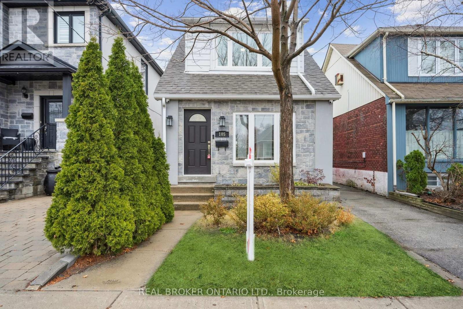 105 Wiley Avenue, Toronto, Ontario  M4J 3W5 - Photo 1 - E12189097