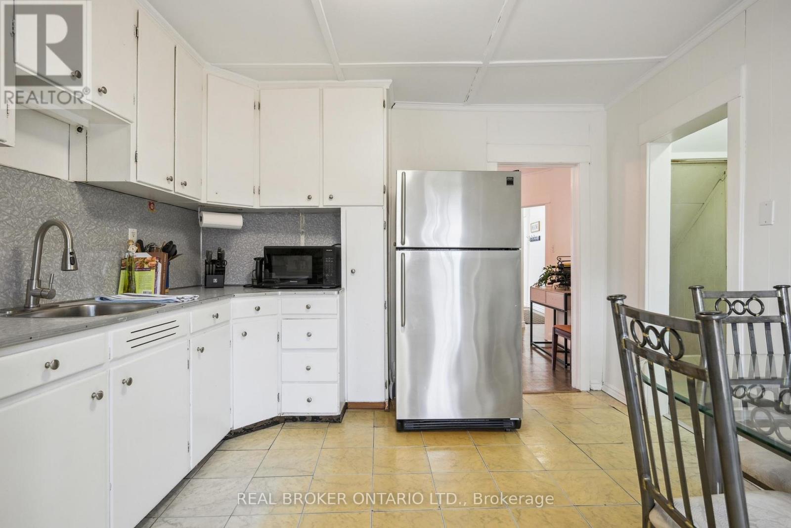 105 Wiley Avenue, Toronto (Danforth Village-East York), Ontario  M4J 3W5 - Photo 12 - E12189097