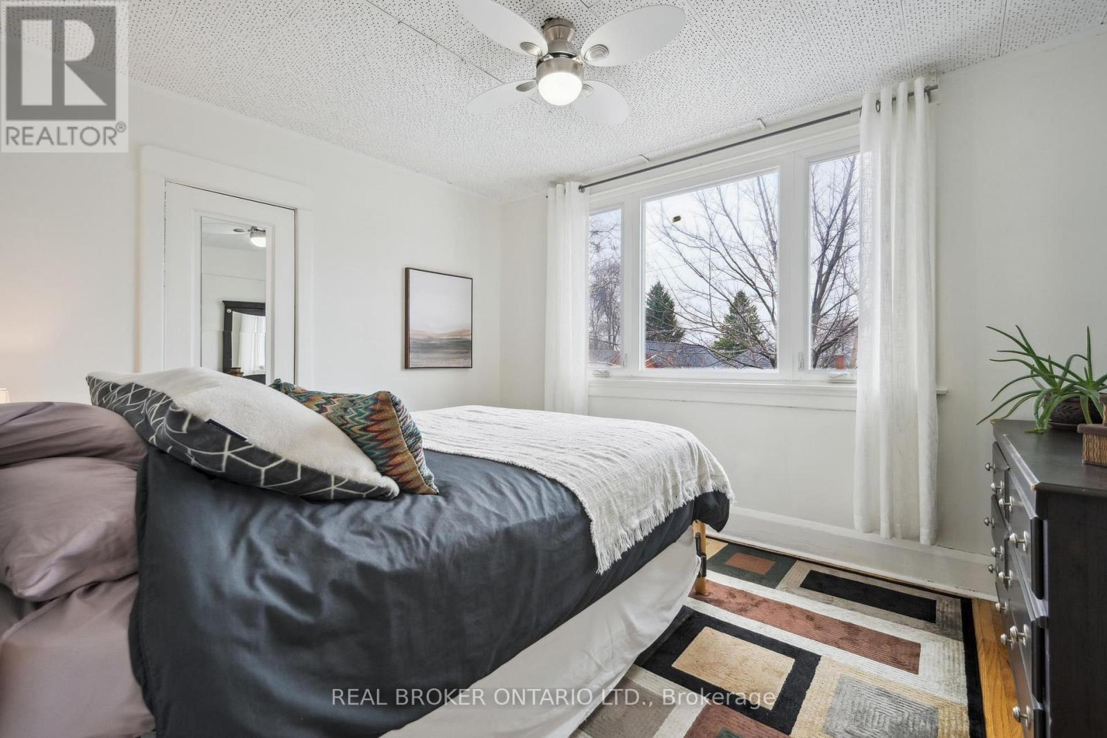 105 Wiley Avenue, Toronto, Ontario  M4J 3W5 - Photo 16 - E12189097