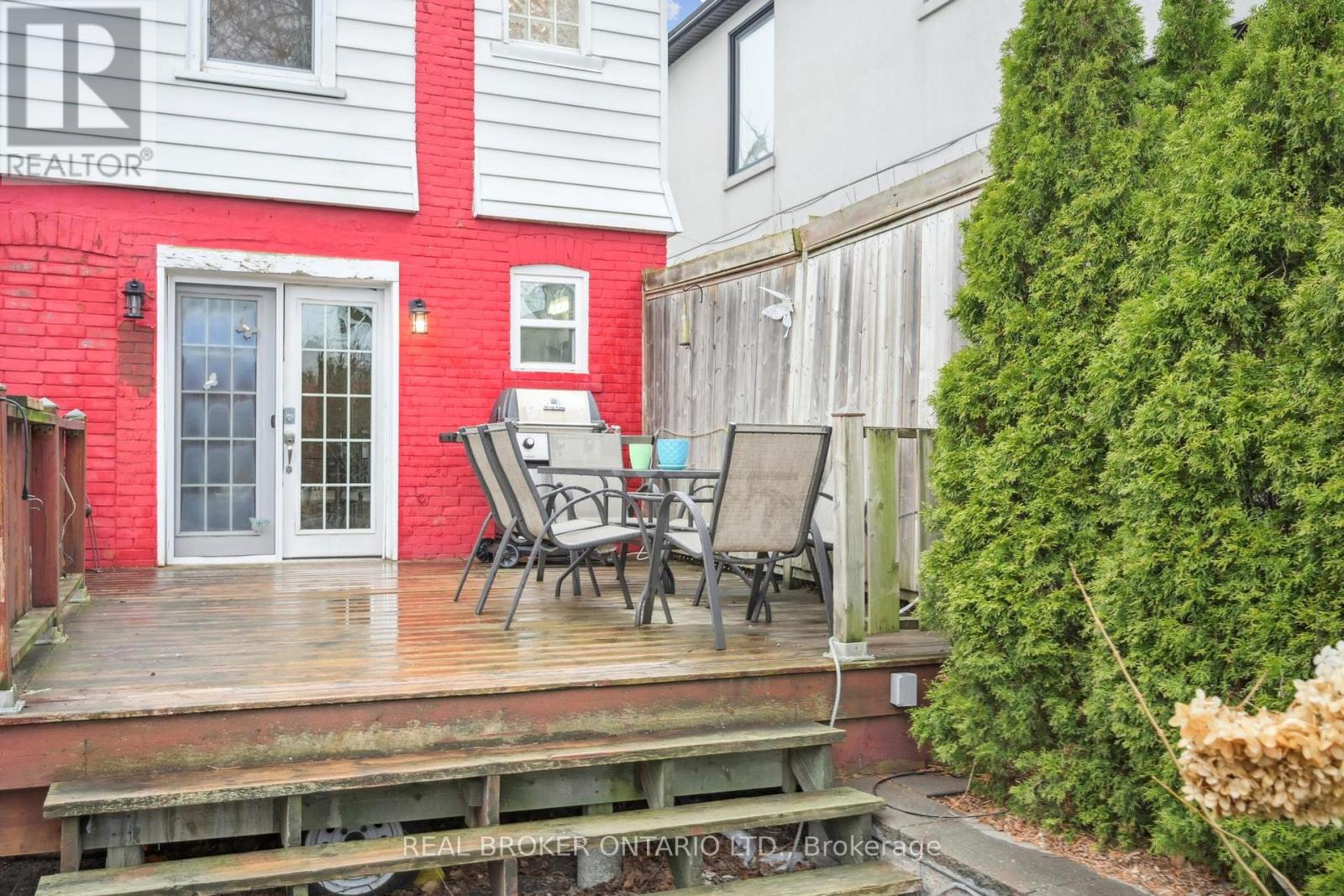 105 Wiley Avenue, Toronto, Ontario  M4J 3W5 - Photo 20 - E12189097