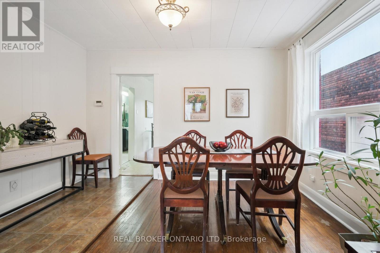 105 Wiley Avenue, Toronto, Ontario  M4J 3W5 - Photo 8 - E12189097