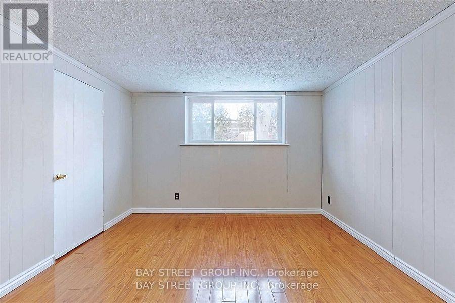 Lower - 15 Charlemont Crescent, Toronto, Ontario  M1T 1M3 - Photo 2 - E12189106