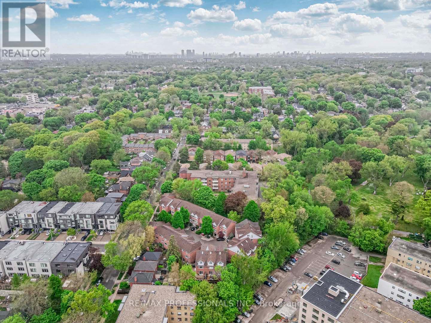 14 Kellner Court, Toronto, Ontario  M4L 3W4 - Photo 24 - E12189146