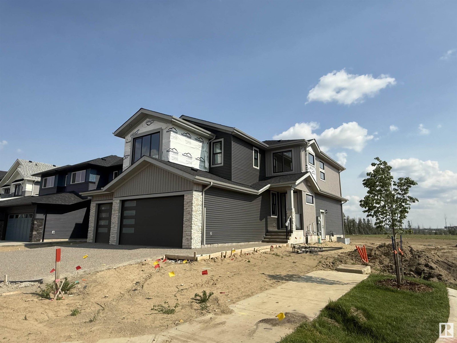 Property at 50 REDWING WD image 1