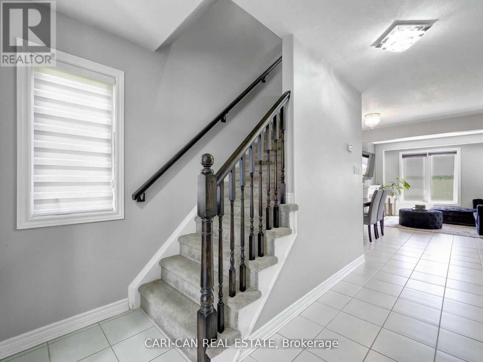 187 Hutchinson Drive, New Tecumseth (Alliston), Ontario  L9R 0P6 - Photo 6 - N12189040