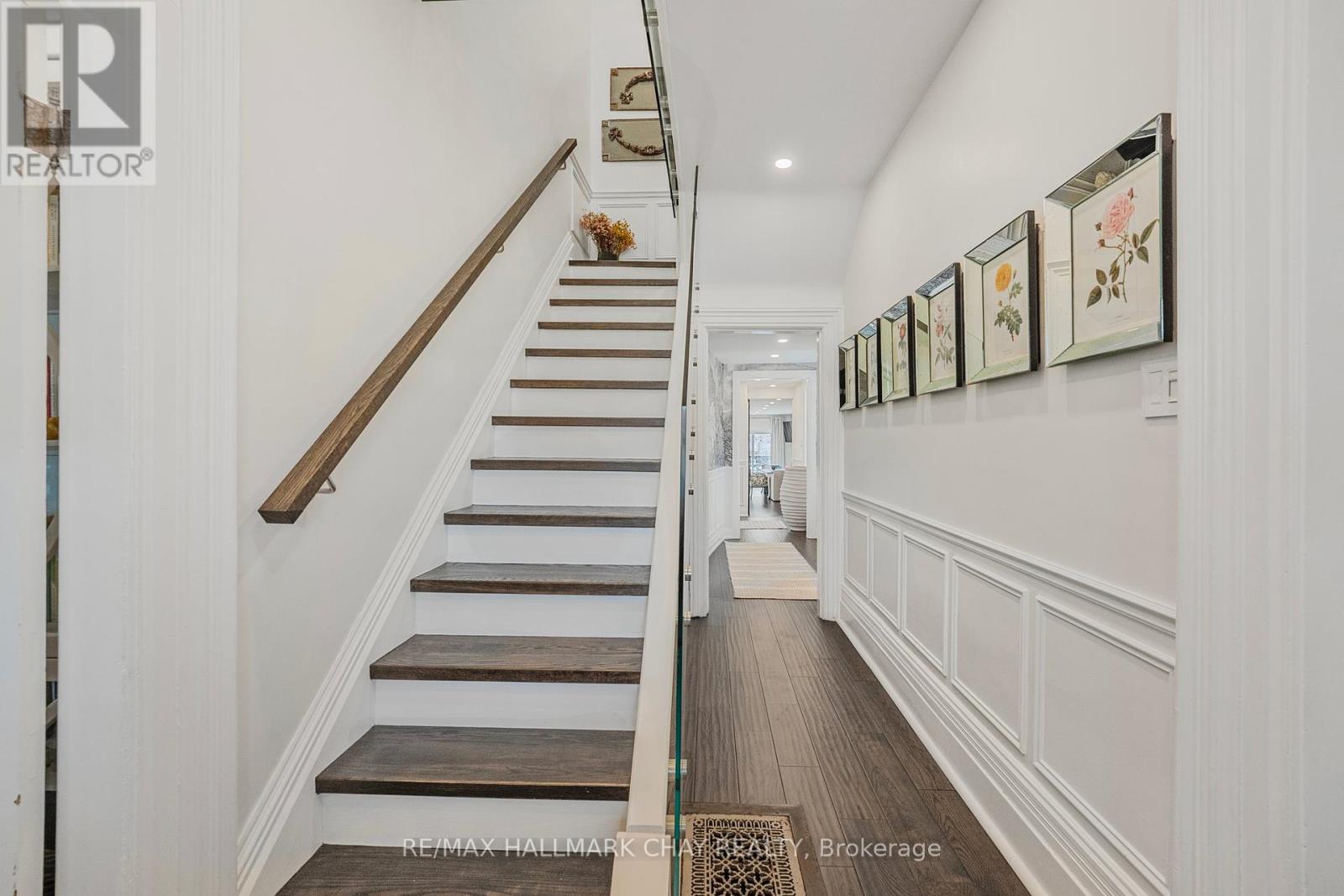 11 Catherine Avenue, Aurora, Ontario  L4G 1K4 - Photo 19 - N12189061