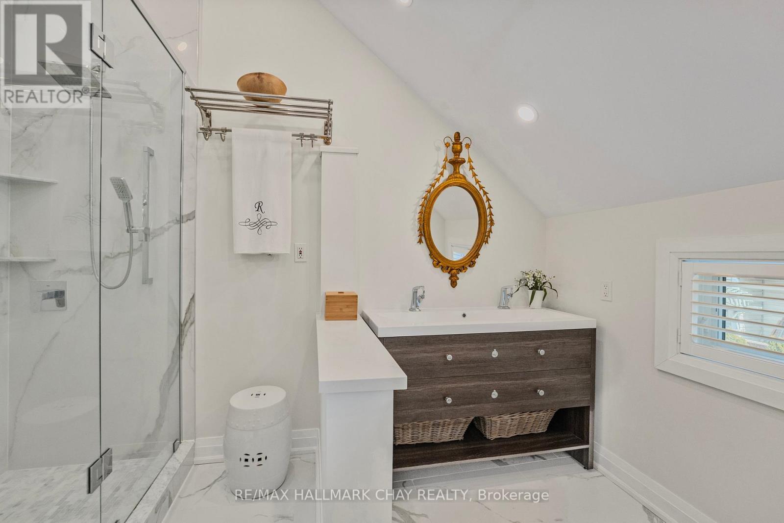 11 Catherine Avenue, Aurora, Ontario  L4G 1K4 - Photo 26 - N12189061