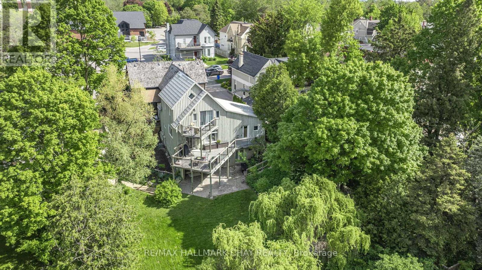 11 Catherine Avenue, Aurora, Ontario  L4G 1K4 - Photo 46 - N12189061
