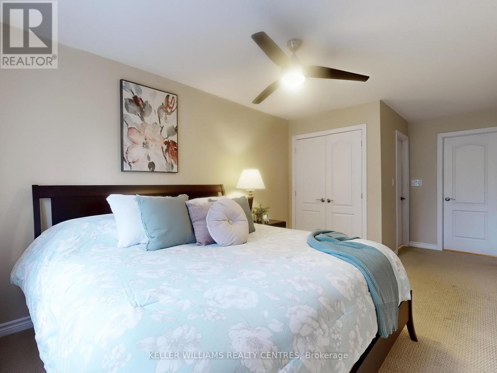 252 Denise Circle, Newmarket (Summerhill Estates), Ontario  L3X 2J9 - Photo 12 - N12189245