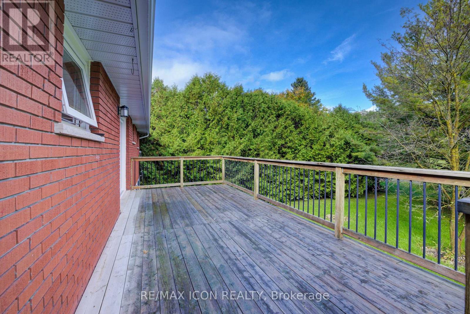 721 Waterloo Street, Wellington North, Ontario  N0G 2L3 - Photo 25 - X12188944