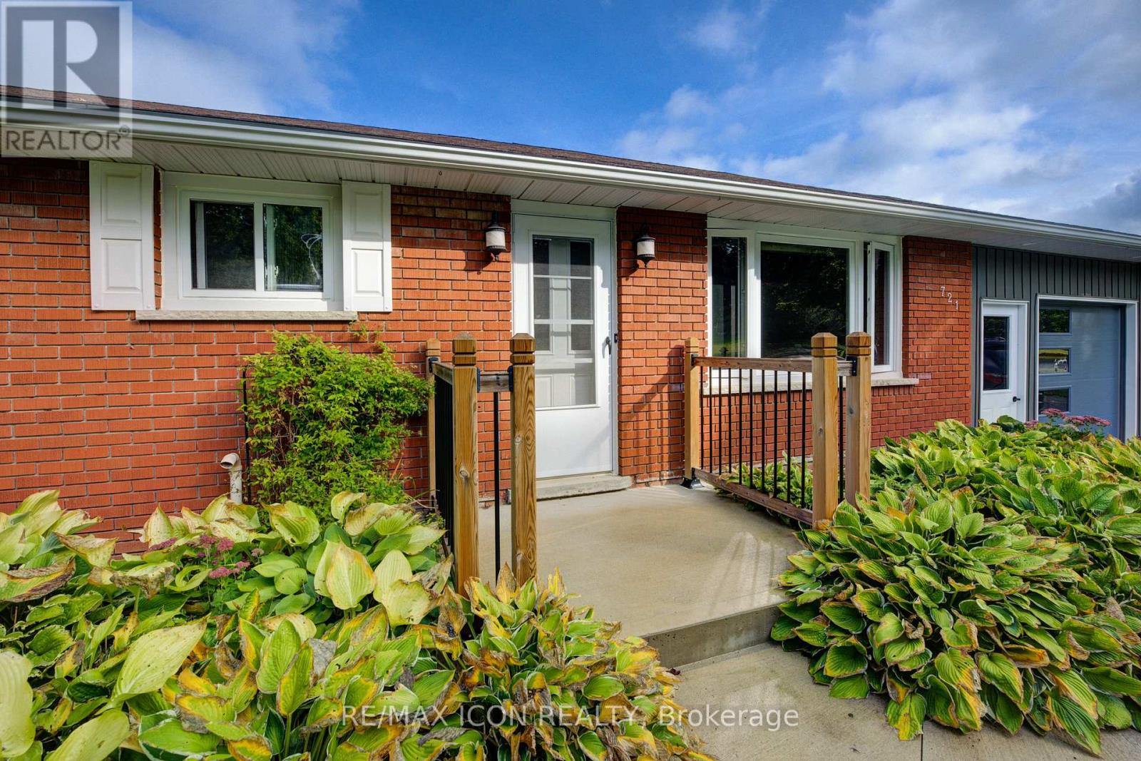721 Waterloo Street, Wellington North, Ontario  N0G 2L3 - Photo 36 - X12188944