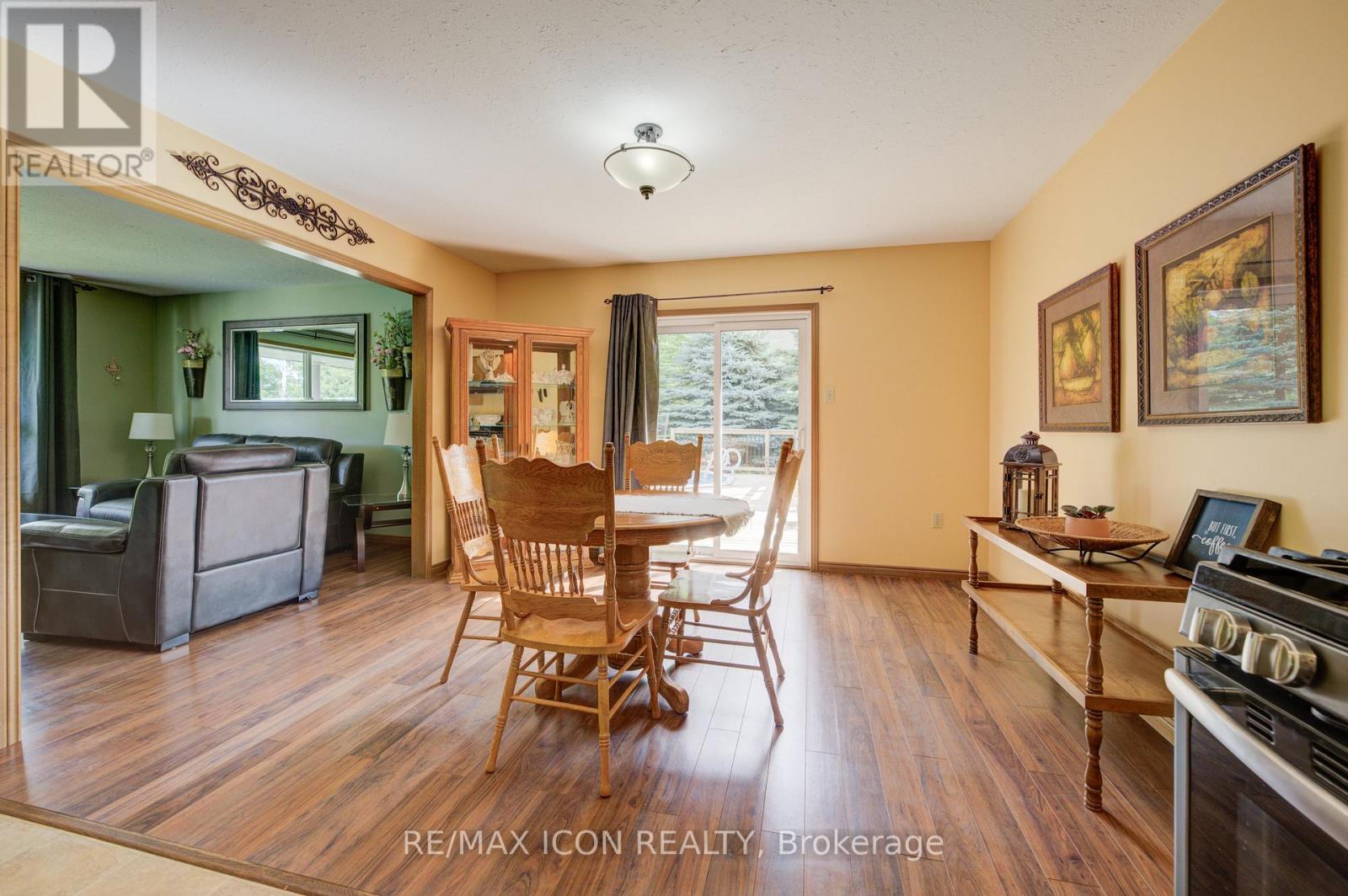 178 Melissa Crescent, Wellington North (Mount Forest), Ontario  N0G 2L3 - Photo 12 - X12188952