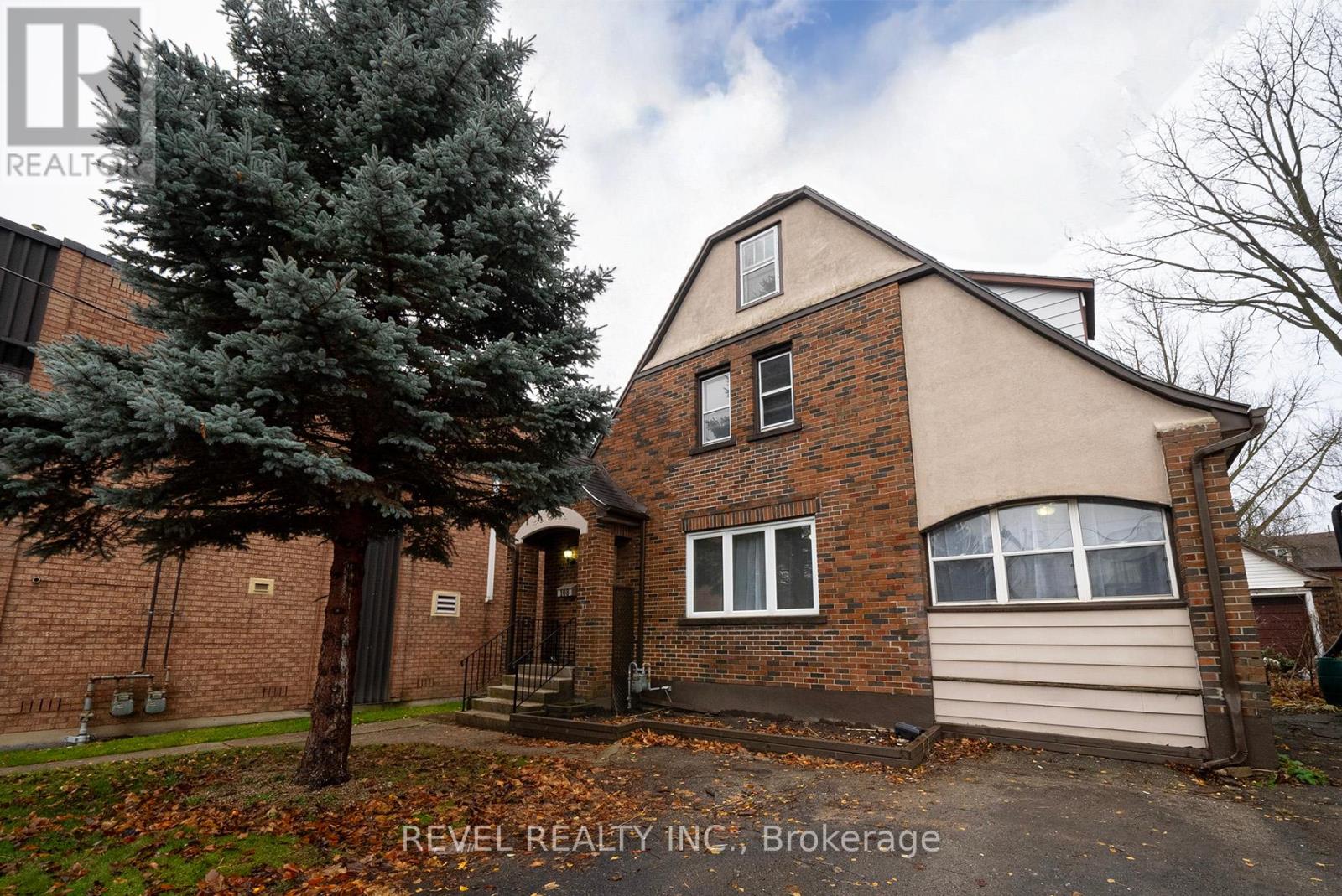 108 Colborne Street N, Norfolk (Simcoe), Ontario  N3Y 3V1 - Photo 1 - X12188963