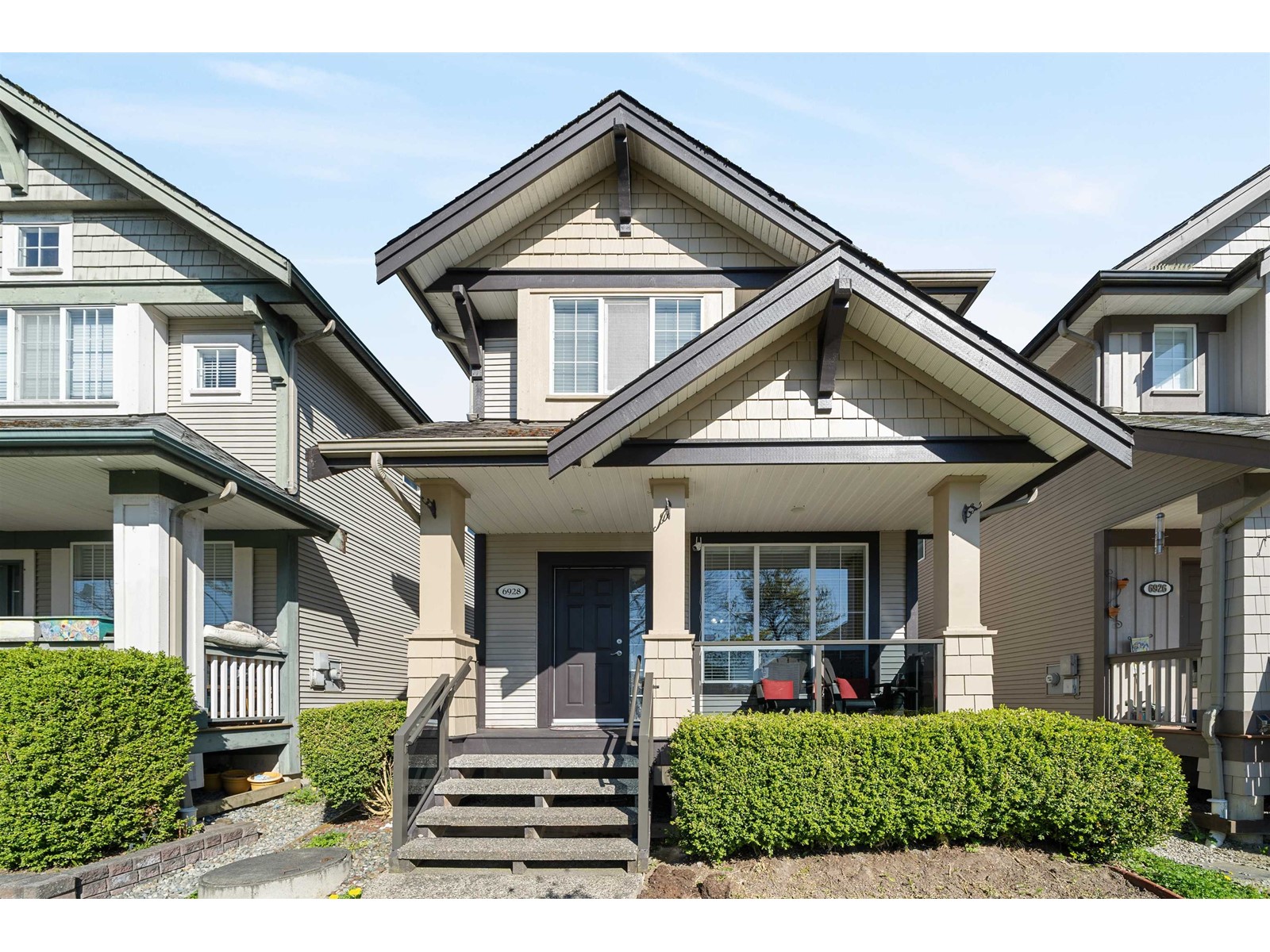 6928 190 Street, Surrey, British Columbia  V4N 5P1 - Photo 2 - R3009319