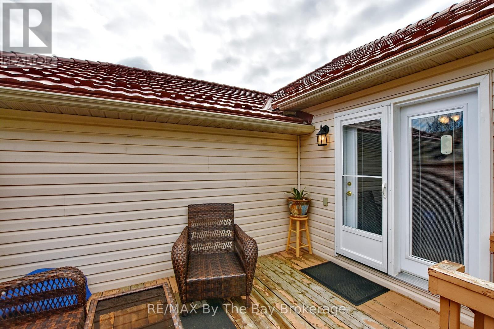 109 Silver Birch Avenue, Wasaga Beach, Ontario  L9Z 1N2 - Photo 40 - S12127349