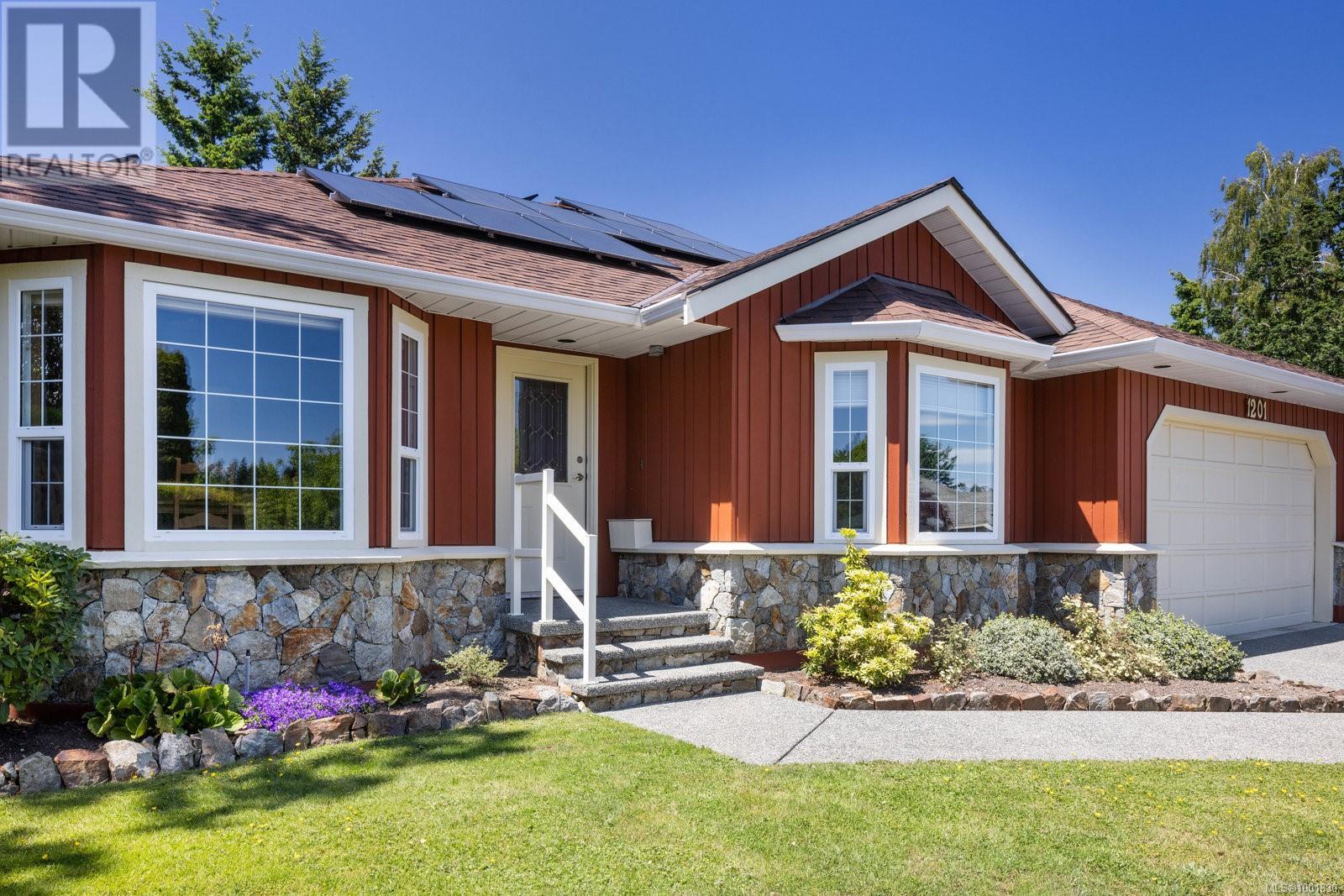 1201 Elliot Crt, saanich, British Columbia