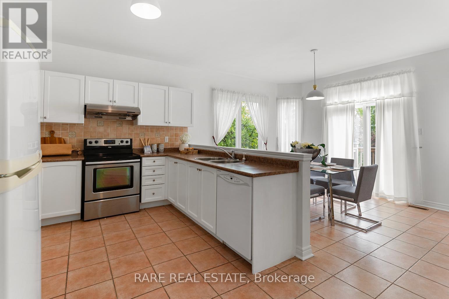 295 Stonebridge Drive, Markham, Ontario  L6C 2Y1 - Photo 11 - N12188832