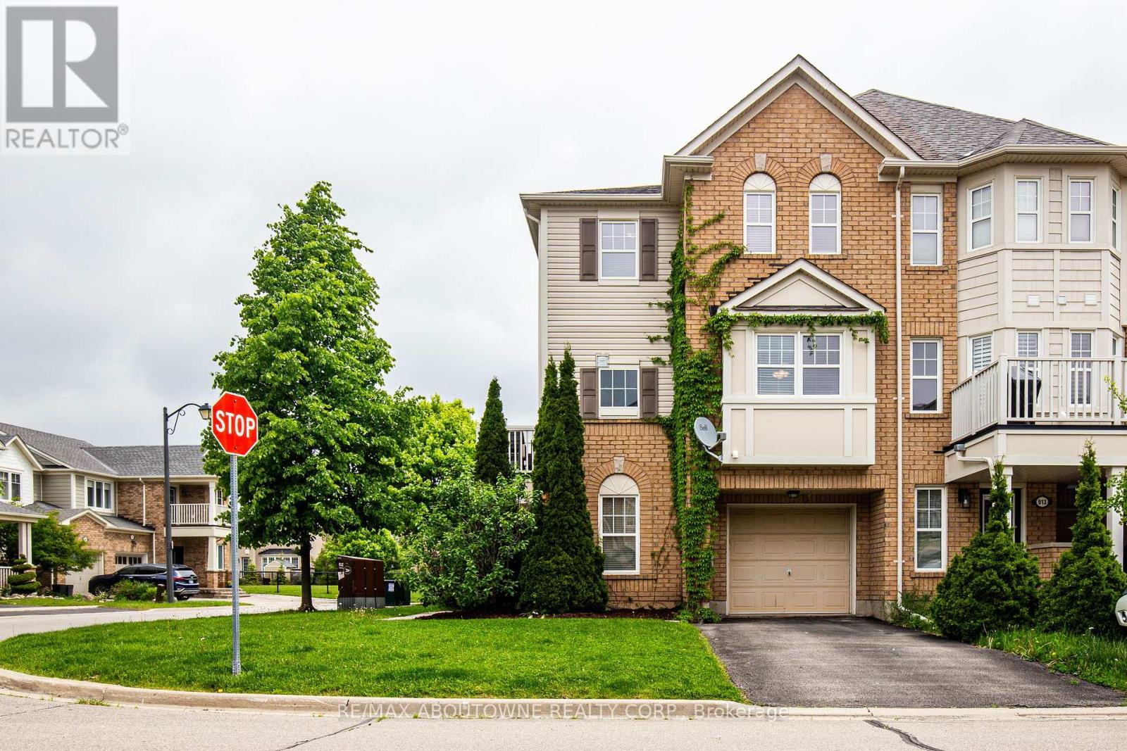 911 DEVERELL PLACE, Milton, Ontario