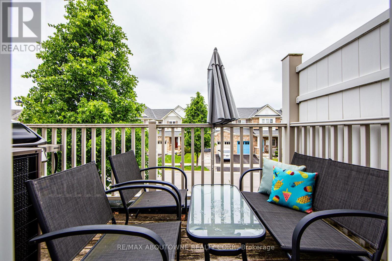 911 Deverell Place, Milton (Co Coates), Ontario  L9T 0M2 - Photo 22 - W12189216