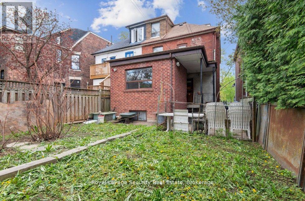 38 Fernbank Avenue, Toronto (Dovercourt-Wallace Emerson-Junction), Ontario  M6H 1W2 - Photo 44 - W12189234