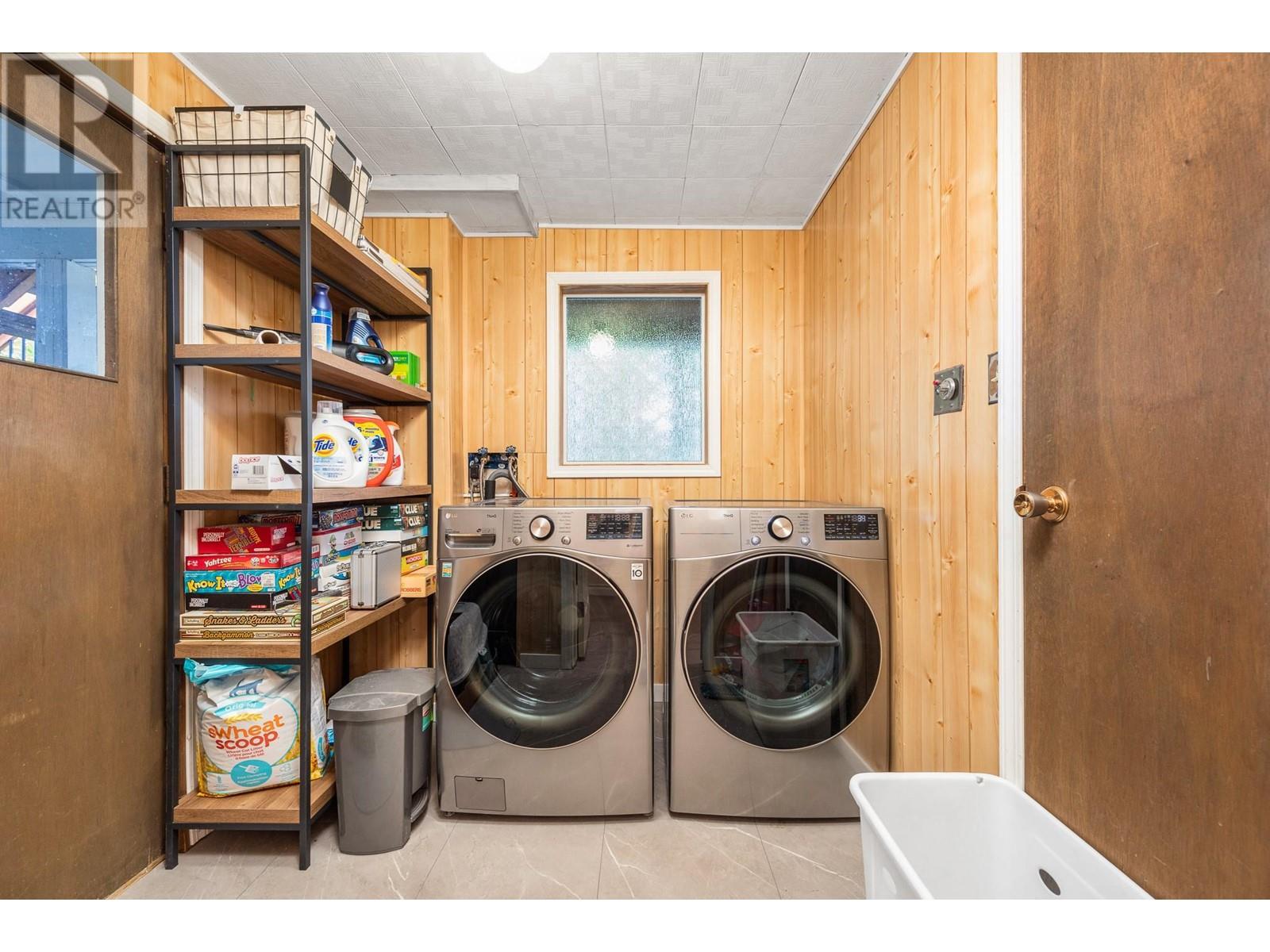 6458 Carlton Road, Vernon, BC V1B3T5