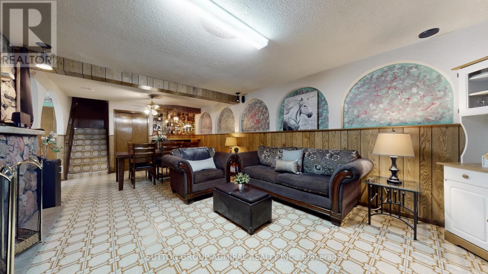 22 Peterson Drive, Toronto, Ontario  M9M 1X1 - Photo 28 - W12176374