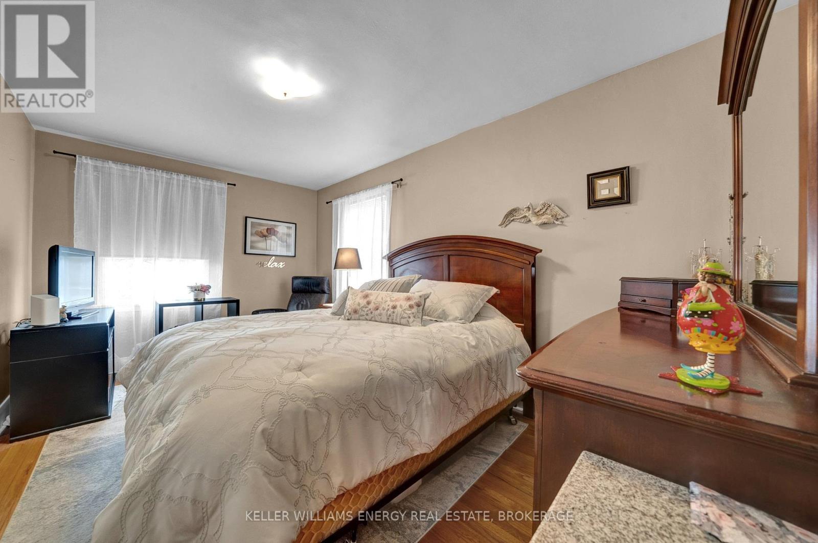 86 Rossland Road E, Oshawa, Ontario  L1G 2W3 - Photo 17 - E12189271