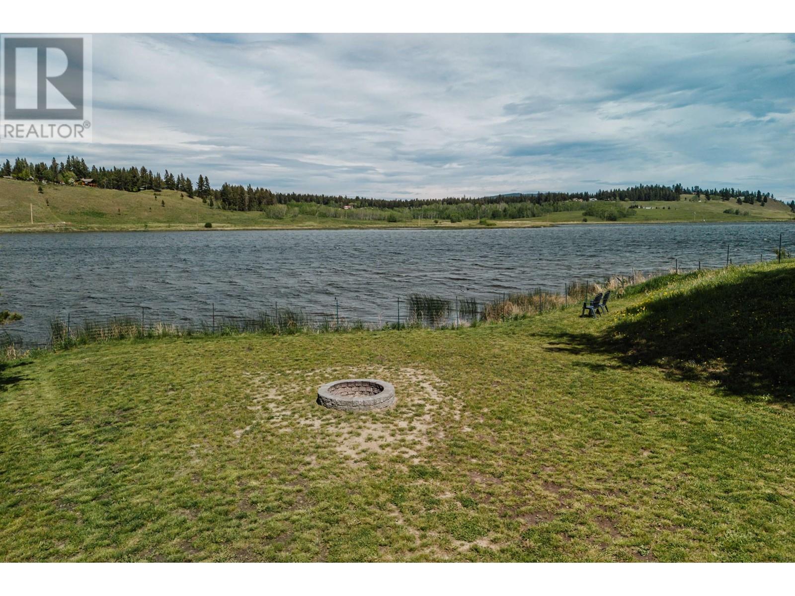 5147 Watson Lake Road, 100 Mile House, British Columbia  V0K 2E1 - Photo 4 - R3008935