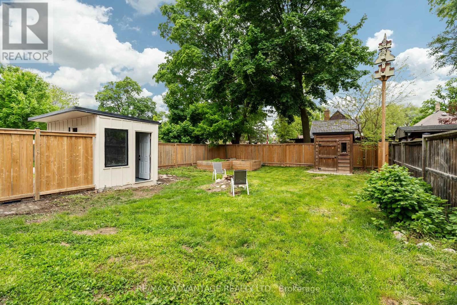 52 Beattie Avenue, London East (East N), Ontario  N5W 2P2 - Photo 37 - X12189232