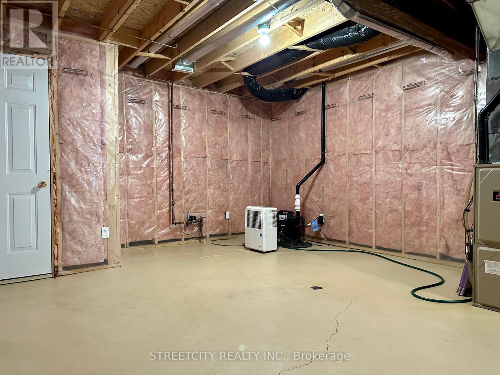 3 - 1625 Attawandaron Road, London North (North F), Ontario  N6G 3M5 - Photo 30 - X12189348