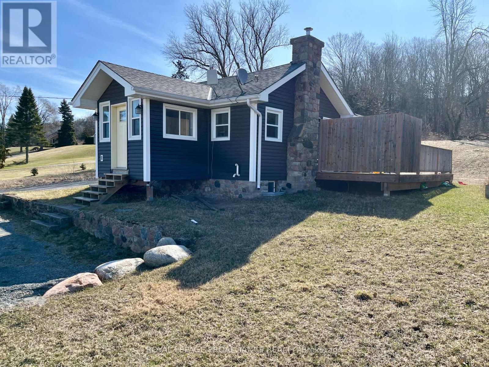 2237 COUNTY RD 3, Prince Edward County, Ontario
