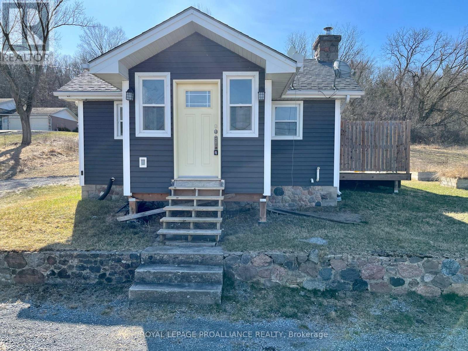 Property at 2237 COUNTY RD 3 image 2