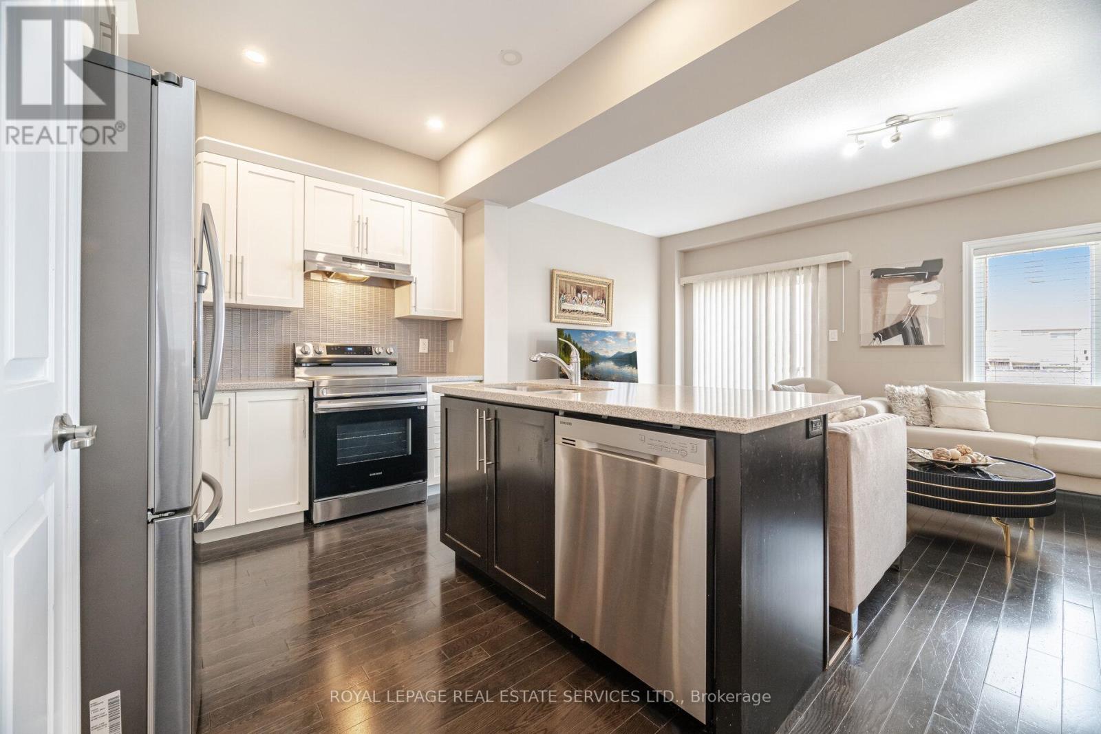 139 Echovalley Drive, Hamilton, Ontario  L8J 0H1 - Photo 18 - X12189117