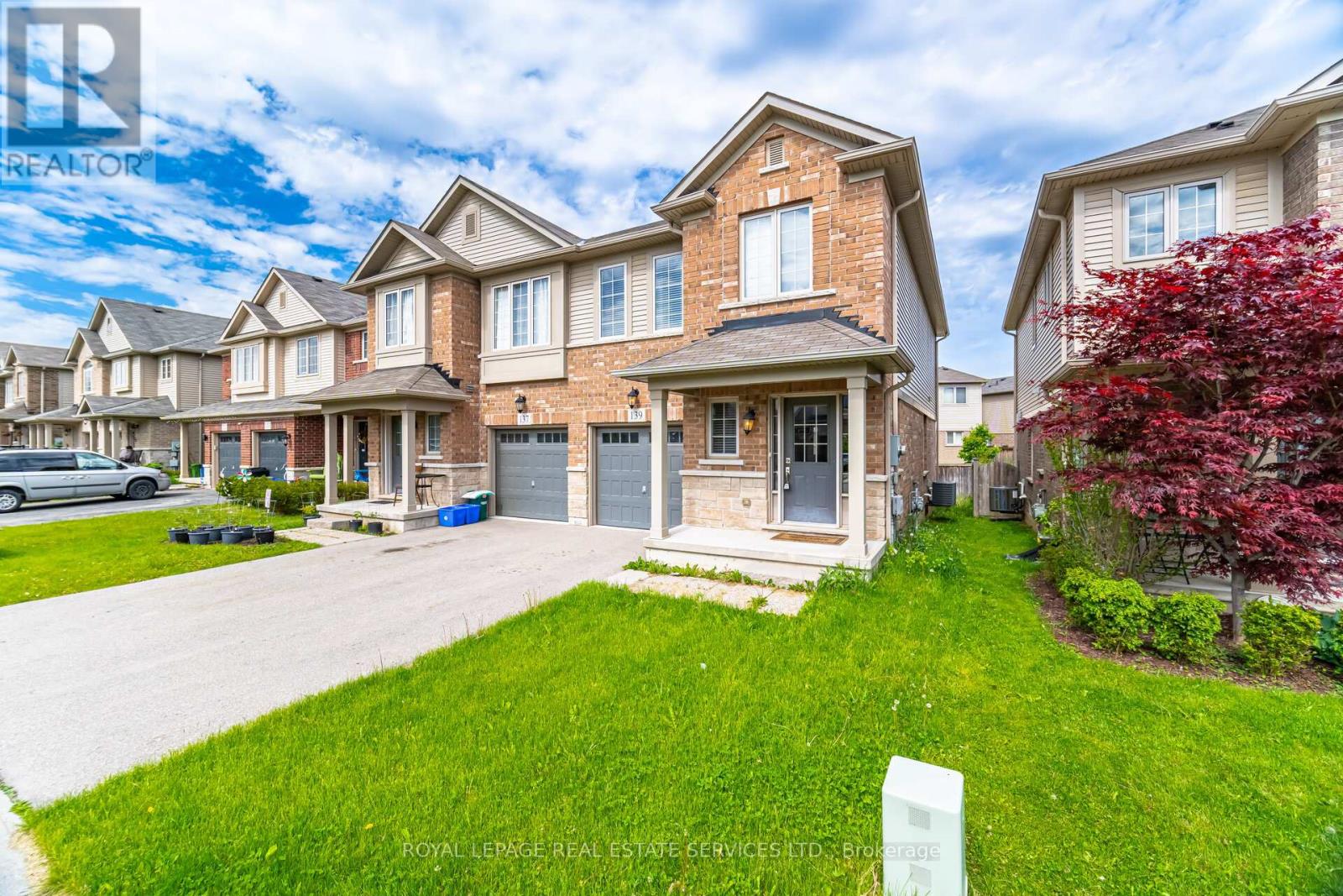 139 Echovalley Drive, Hamilton, Ontario  L8J 0H1 - Photo 5 - X12189117